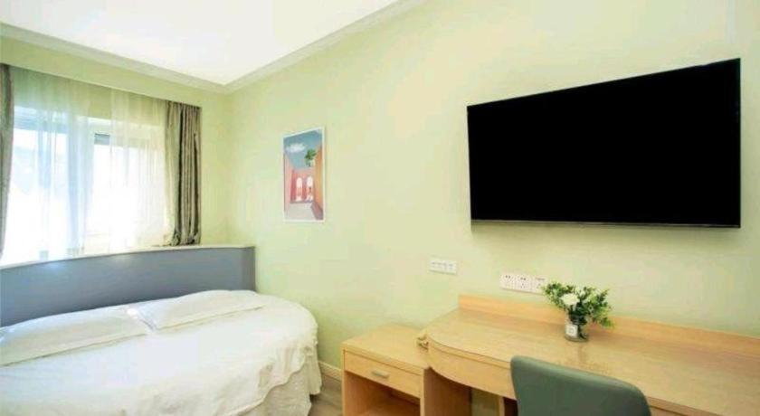 Super 8 Hotel Chengde Imperial Summer Resort Exterior photo
