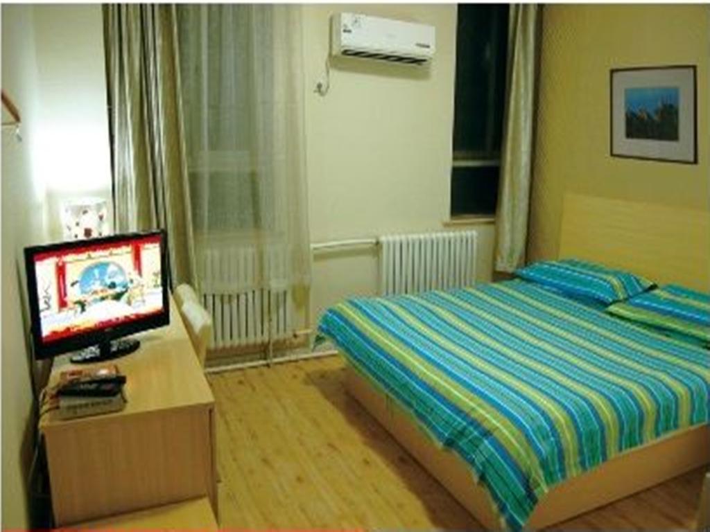 Super 8 Hotel Chengde Imperial Summer Resort Exterior photo